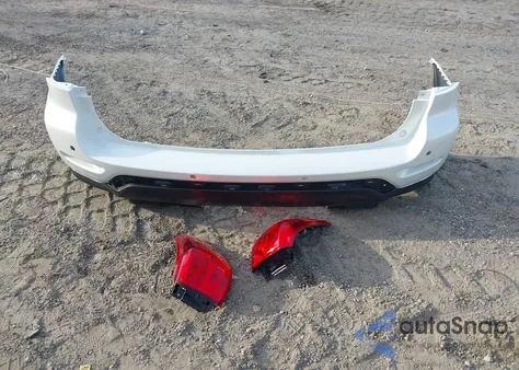 2017 Nissan Pathfinder Platinum z USA, uszkodzony, nr VIN 5N1DR2MN1HC650213